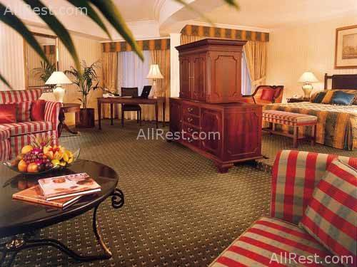 JW Marriott Hotel 11